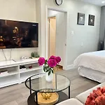 Modern Lux Rooms - Kingbed - Near Sheppard W Station