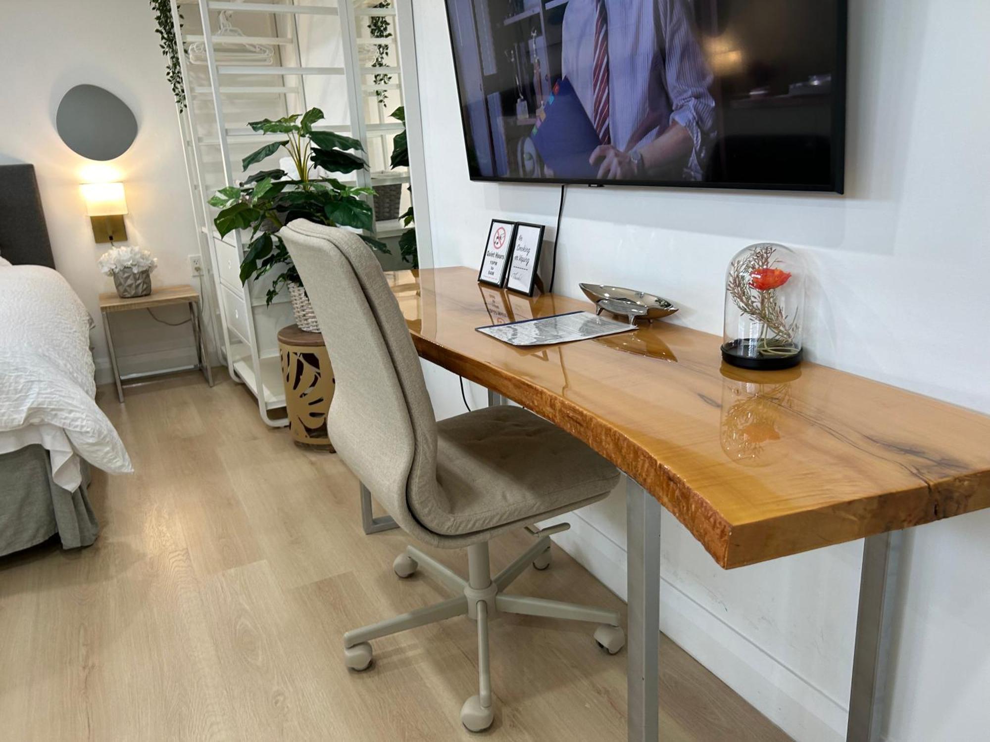 Homestay Modern Lux Rooms - Kingbed - Near Sheppard W Station